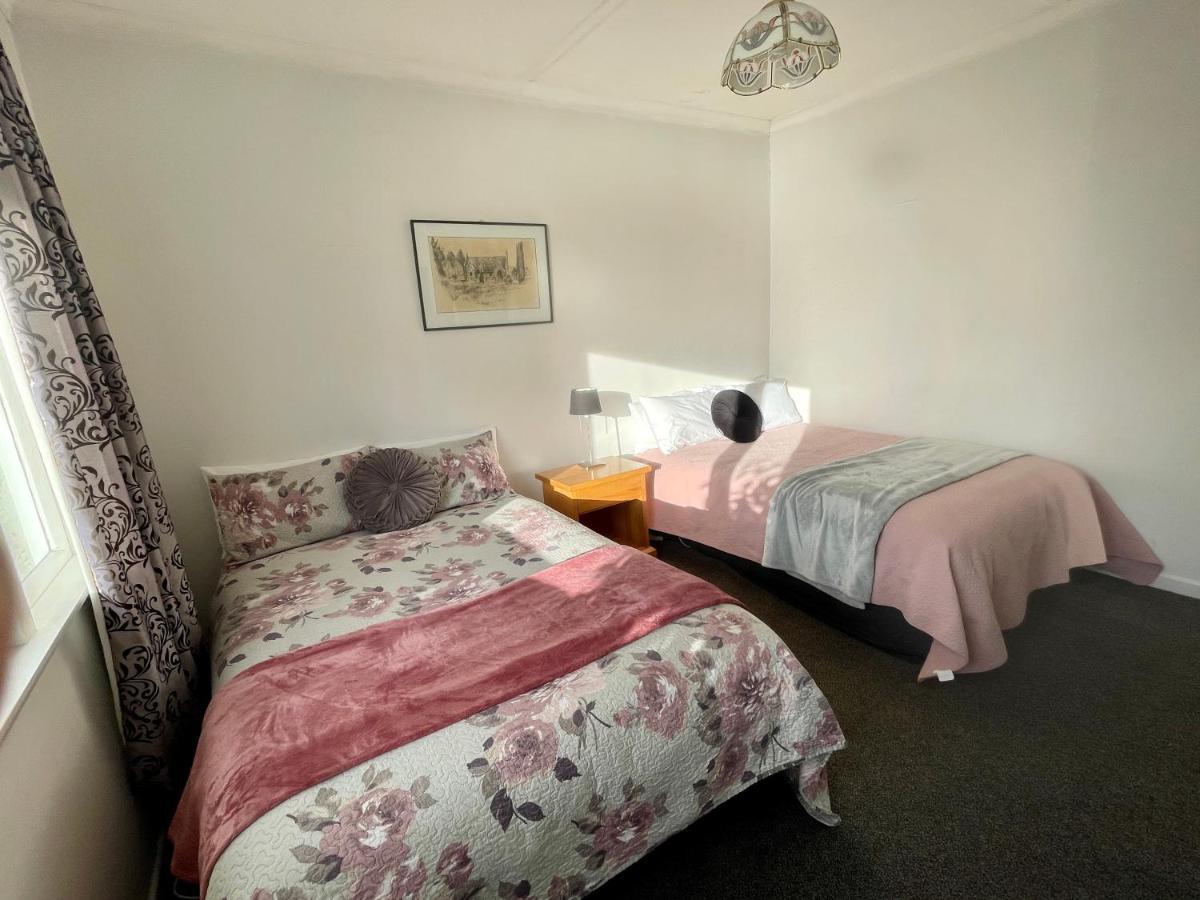Apartamento Bungalow On Centre Invercargill Exterior foto